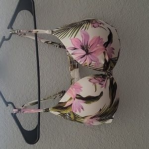 Bathing suit top size 36 D